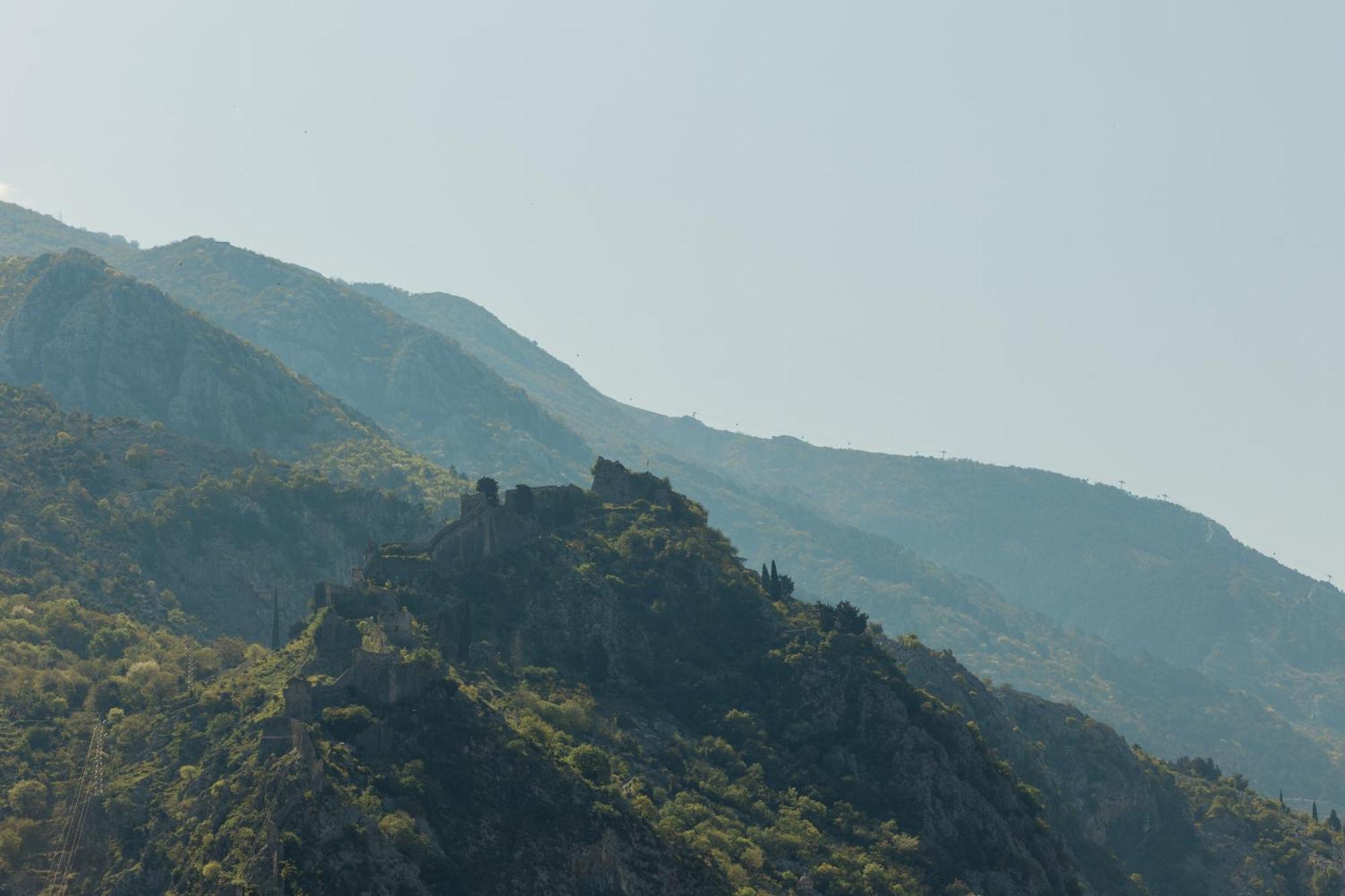 Kotor Sunrise Apartments Экстерьер фото