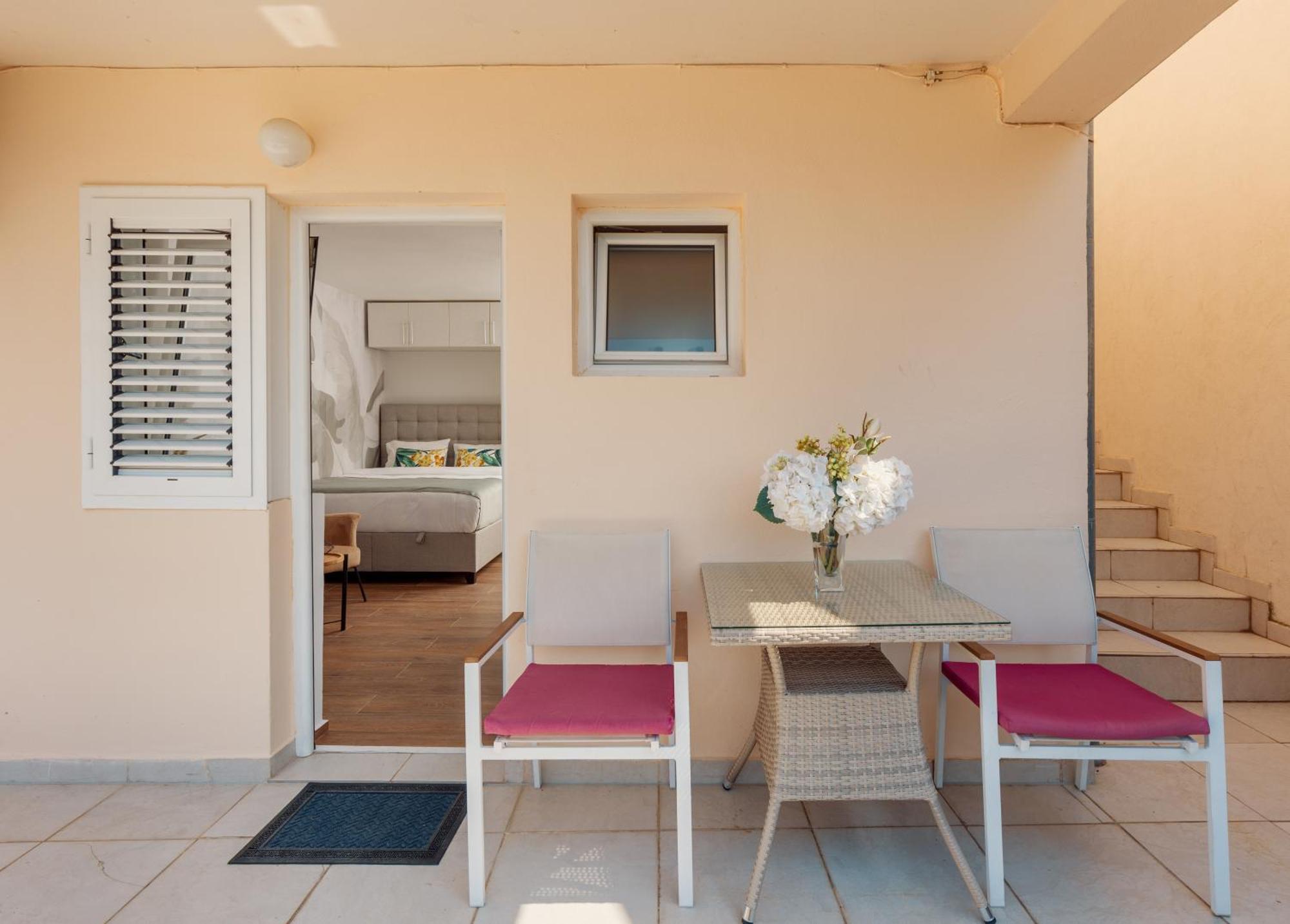 Kotor Sunrise Apartments Экстерьер фото
