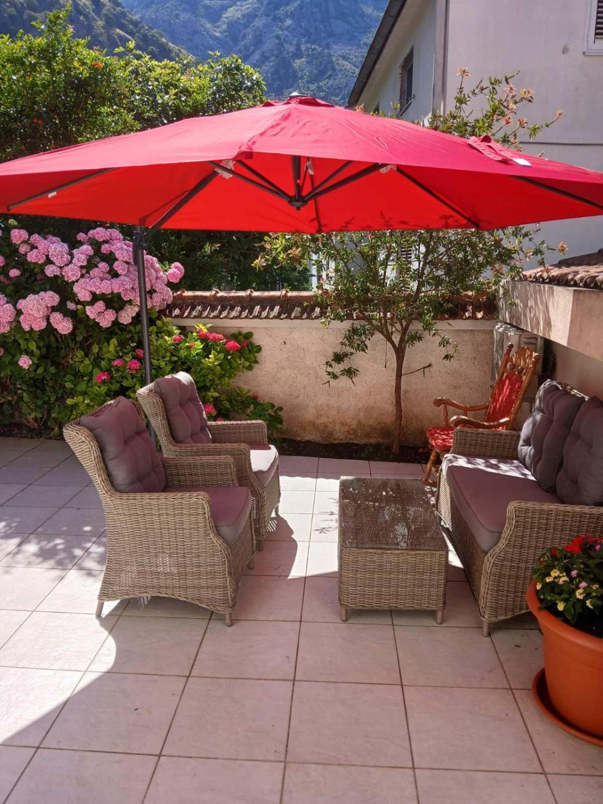 Kotor Sunrise Apartments Экстерьер фото